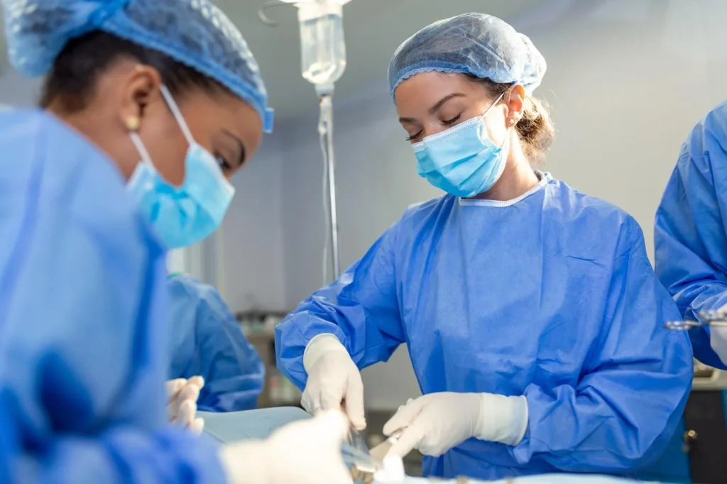 Veterinary emergency team providing critical care treatment in the ICU